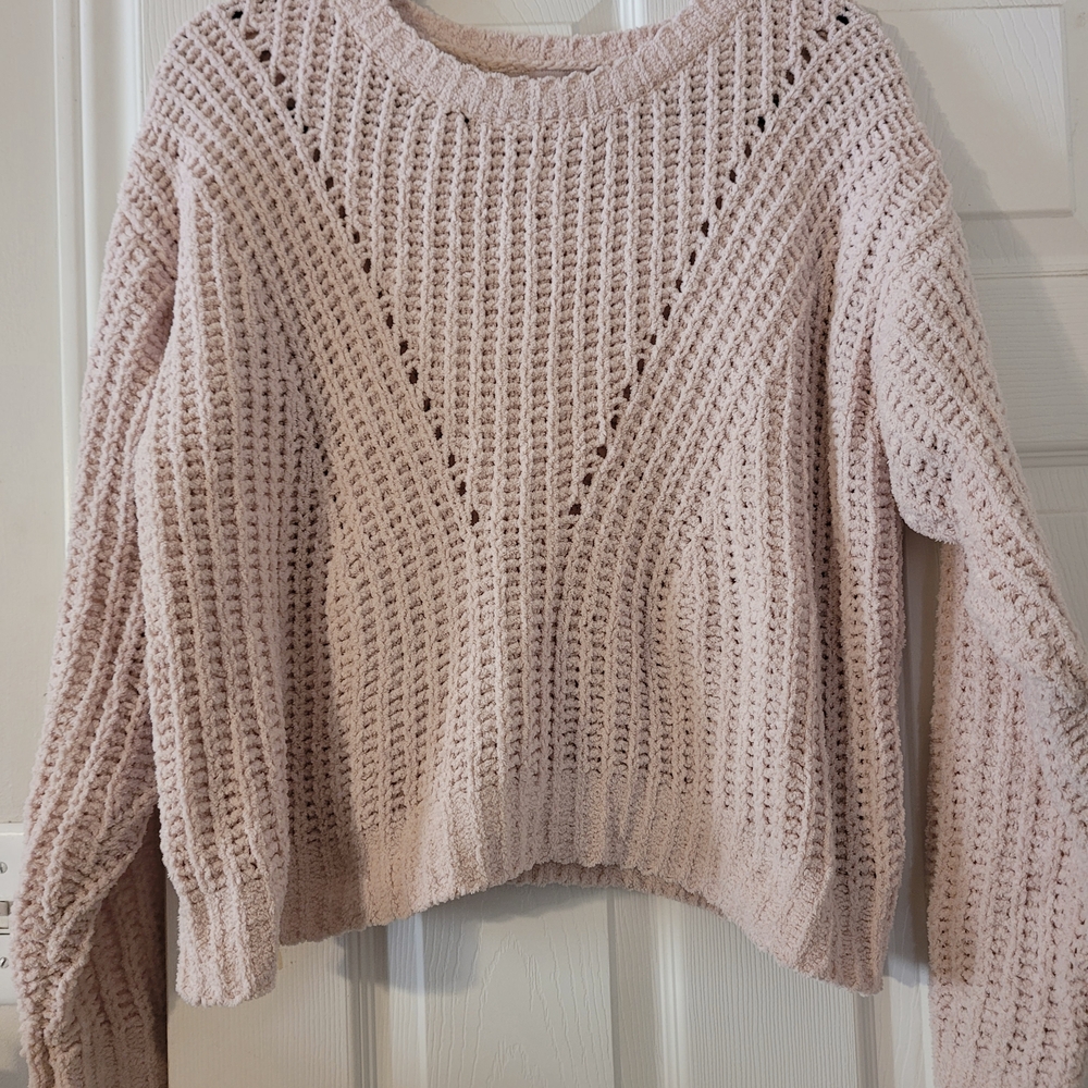 Women's Open-Stitch Chenille Crew Neck Sweater in Blush